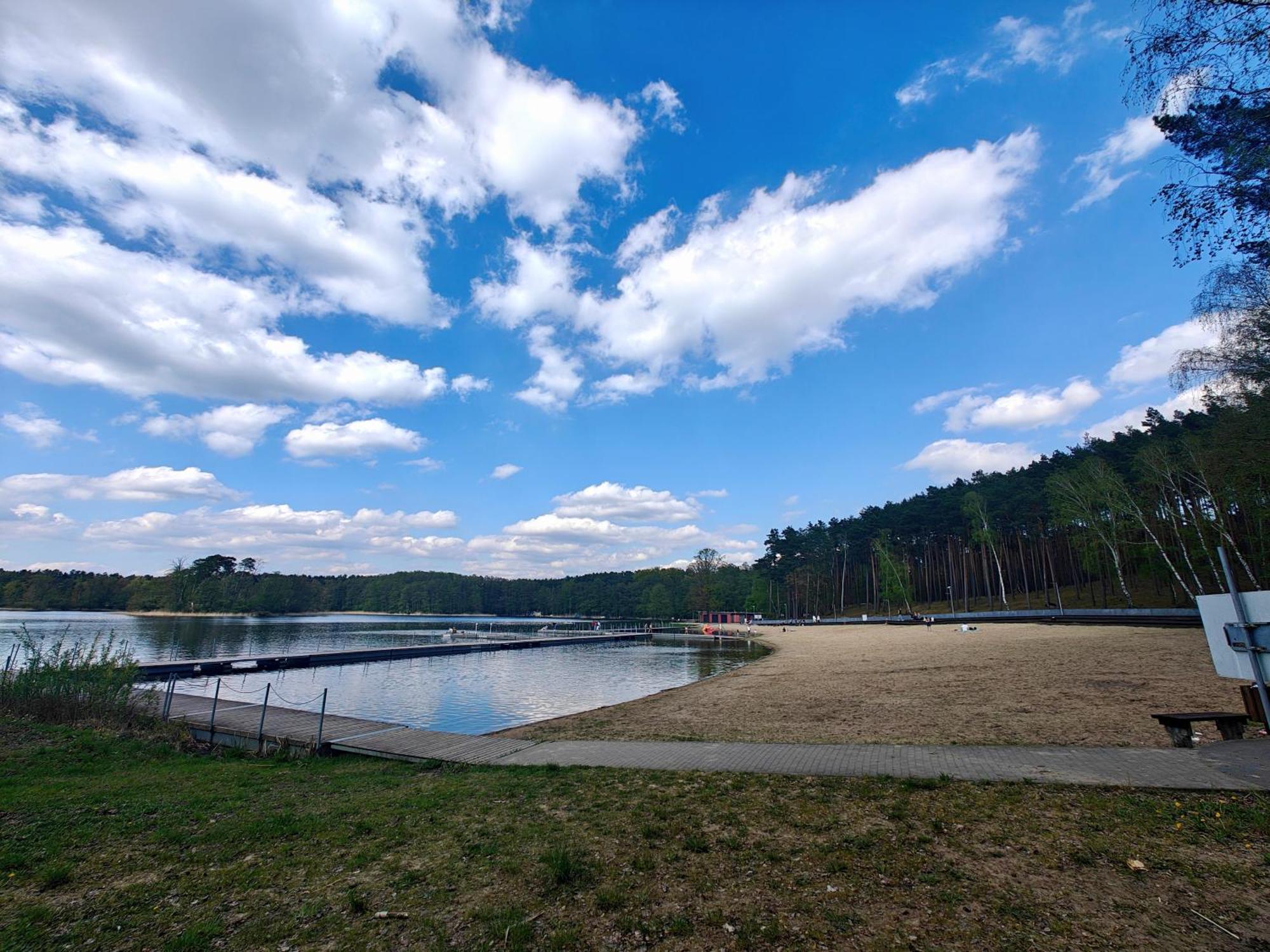 Lesna Ostoja W Centrum Puszczy Nadnoteckiej Otoczona 3 Jeziorami Miedzychod Exteriér fotografie
